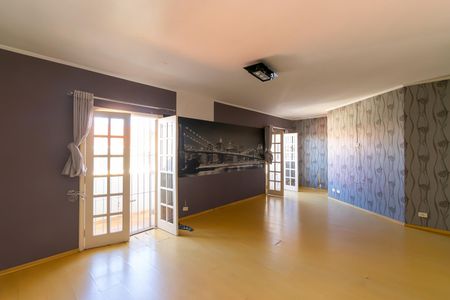 Casa para alugar com 400m², 4 quartos e 6 vagas Casa para alugar com 400m², 4 quartos e 6 vagasSuíte 3
