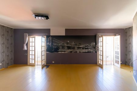 Casa para alugar com 400m², 4 quartos e 6 vagas Casa para alugar com 400m², 4 quartos e 6 vagasSuíte 3