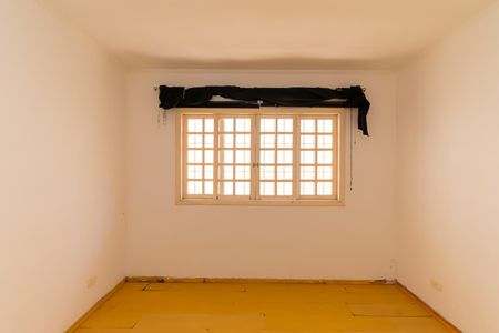 Casa para alugar com 400m², 4 quartos e 6 vagas Casa para alugar com 400m², 4 quartos e 6 vagasQuarto 1