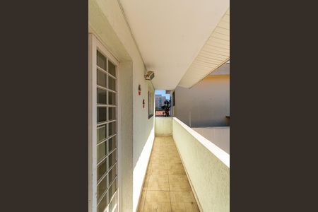 Casa para alugar com 400m², 4 quartos e 6 vagas Casa para alugar com 400m², 4 quartos e 6 vagasLavanderia - Varanda