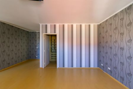 Casa para alugar com 400m², 4 quartos e 6 vagas Casa para alugar com 400m², 4 quartos e 6 vagasSuíte 3