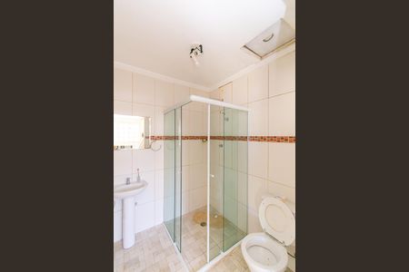 Casa para alugar com 400m², 4 quartos e 6 vagas Casa para alugar com 400m², 4 quartos e 6 vagasLavanderia - Banheiro