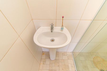Casa para alugar com 400m², 4 quartos e 6 vagas Casa para alugar com 400m², 4 quartos e 6 vagasLavanderia - Banheiro