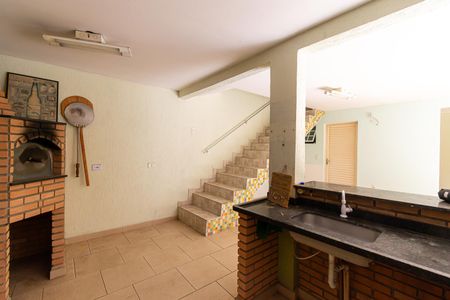 Casa para alugar com 400m², 4 quartos e 6 vagas Casa para alugar com 400m², 4 quartos e 6 vagasÁrea gourmet - Churrasqueira