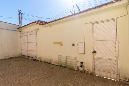 Casa para alugar com 400m², 4 quartos e 6 vagas Casa para alugar com 400m², 4 quartos e 6 vagasGaragem