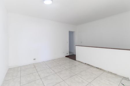 Casa para alugar com 3 quartos, 200m² em Jardim Sao Carlos (zona Leste), São Paulo