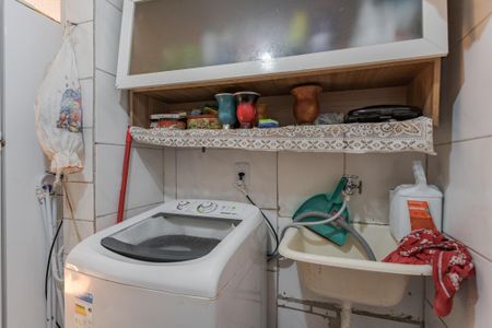 Apartamento à venda com 42m², 2 quartos e 1 vaga Apartamento à venda com 42m², 2 quartos e 1 vagaCozinha e Área de Serviço