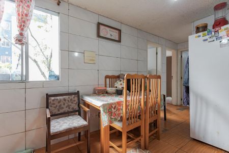 Sala de apartamento à venda com 2 quartos, 42m² em Jardim Dona Leopoldina, Porto Alegre