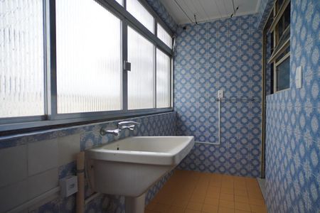 Apartamento à venda com 130m², 3 quartos e 1 vaga Apartamento à venda com 130m², 3 quartos e 1 vagaÁrea de Serviço
