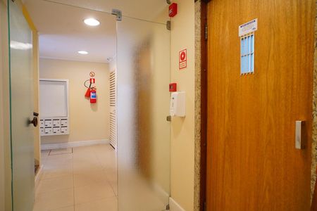 Apartamento à venda com 130m², 3 quartos e 1 vaga Apartamento à venda com 130m², 3 quartos e 1 vagaÁrea comum