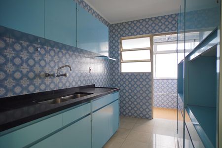 Apartamento à venda com 130m², 3 quartos e 1 vaga Apartamento à venda com 130m², 3 quartos e 1 vagaCozinha