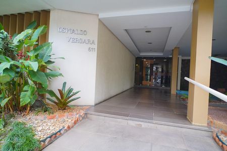Apartamento à venda com 130m², 3 quartos e 1 vaga Apartamento à venda com 130m², 3 quartos e 1 vagaÁrea comum