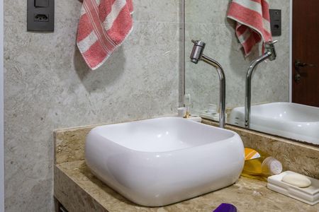 Apartamento à venda com 134m², 3 quartos e 2 vagasBanheiro 1