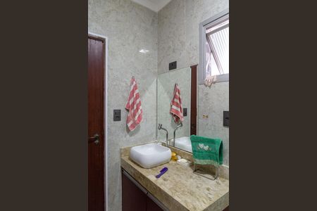Apartamento à venda com 134m², 3 quartos e 2 vagasBanheiro 1