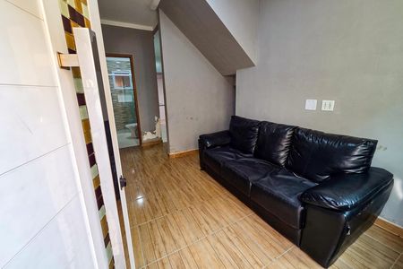 Casa de condomínio para alugar com 41m², 2 quartos e 1 vaga Casa de condomínio para alugar com 41m², 2 quartos e 1 vagaSala