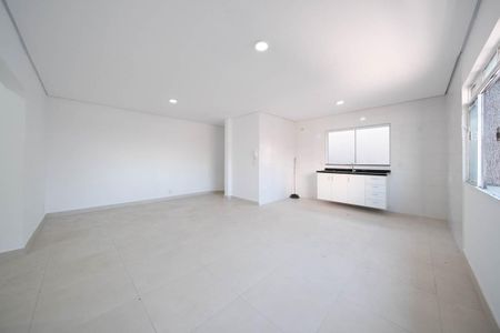 Casa de condomínio para alugar com 75m², 2 quartos e sem vagaSala/Cozinha