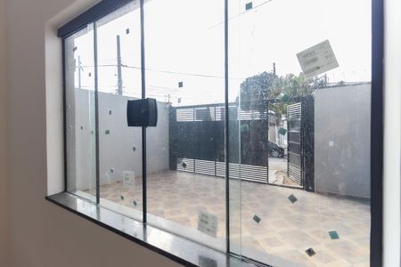Vista da Sala de casa para alugar com 2 quartos, 110m² em Lajeado, São Paulo