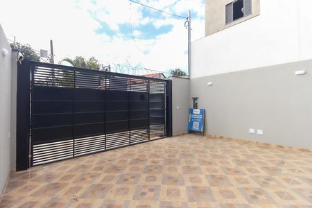 Garagem de casa para alugar com 2 quartos, 110m² em Lajeado, São Paulo