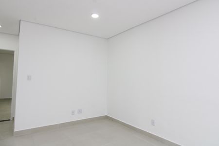 Sala de casa de condomínio para alugar com 2 quartos, 65m² em Vila Marieta, São Paulo