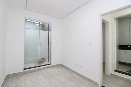 Casa de Condomínio para alugar com 2 quartos, 50m² em Vila Marieta, São Paulo