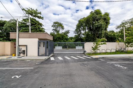 Apartamento para alugar com 45m², 2 quartos e 1 vagaFachada e portaria
