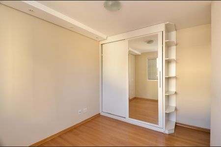 Apartamento à venda com 130m², 3 quartos e 2 vagas Apartamento à venda com 130m², 3 quartos e 2 vagasSuíte