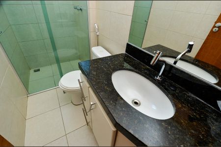 Apartamento à venda com 130m², 3 quartos e 2 vagas Apartamento à venda com 130m², 3 quartos e 2 vagasBanheiro Social