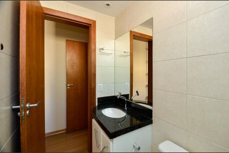 Banheiro Suíte de apartamento à venda com 3 quartos, 130m² em Esplanada, Belo Horizonte