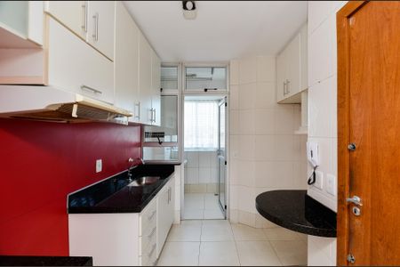 Apartamento à venda com 130m², 3 quartos e 2 vagas Apartamento à venda com 130m², 3 quartos e 2 vagasCozinha