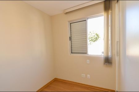 Apartamento à venda com 130m², 3 quartos e 2 vagas Apartamento à venda com 130m², 3 quartos e 2 vagasQuarto 2