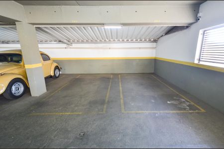 Garagem de apartamento à venda com 3 quartos, 130m² em Esplanada, Belo Horizonte