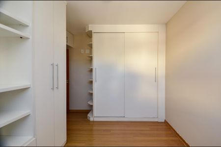 Apartamento à venda com 130m², 3 quartos e 2 vagas Apartamento à venda com 130m², 3 quartos e 2 vagasQuarto 1