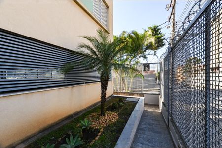 Entrada de apartamento à venda com 3 quartos, 130m² em Esplanada, Belo Horizonte