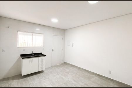 Casa de Condomínio para alugar com 2 quartos, 60m² em Vila Marieta, São Paulo
