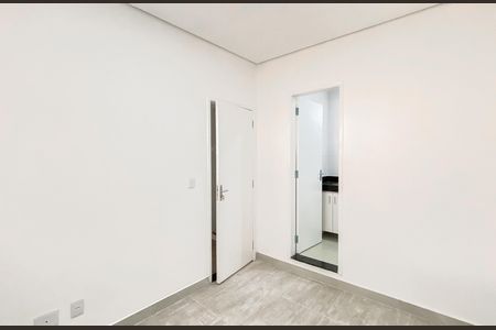Suite  de casa de condomínio para alugar com 2 quartos, 60m² em Vila Marieta, São Paulo
