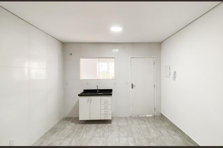 Casa de condomínio para alugar com 60m², 2 quartos e sem vaga Casa de condomínio para alugar com 60m², 2 quartos e sem vagaSala/cozinha