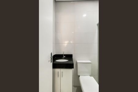 Casa de condomínio para alugar com 60m², 2 quartos e sem vaga Casa de condomínio para alugar com 60m², 2 quartos e sem vagaBanheiro da Suíte