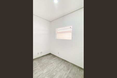 Casa de condomínio para alugar com 60m², 2 quartos e sem vaga Casa de condomínio para alugar com 60m², 2 quartos e sem vagaQuarto