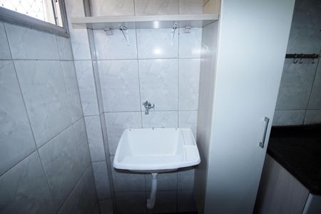 Área de Serviço de apartamento para alugar com 2 quartos, 50m² em Irajá, Rio de Janeiro