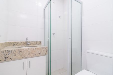 Casa de condomínio para alugar com 55m², 2 quartos e sem vaga Casa de condomínio para alugar com 55m², 2 quartos e sem vagaBanheiro