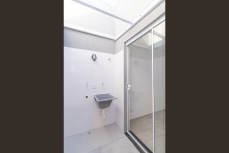 Casa de condomínio para alugar com 55m², 2 quartos e sem vaga Casa de condomínio para alugar com 55m², 2 quartos e sem vagaÁrea de Serviço