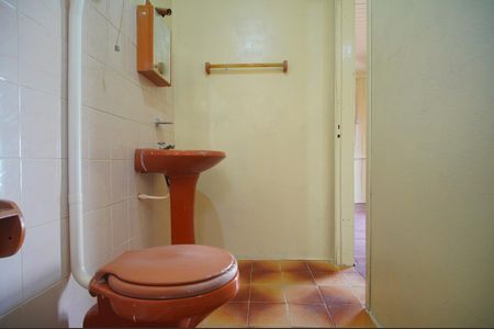 Banheiro de casa para alugar com 1 quarto, 47m² em Scharlau, São Leopoldo