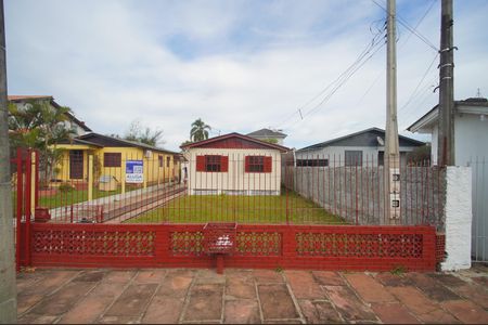 Fachada de casa para alugar com 1 quarto, 47m² em Scharlau, São Leopoldo