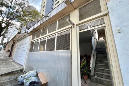 Fachada de casa para alugar com 4 quartos, 287m² em Jardim Oriental, São Paulo