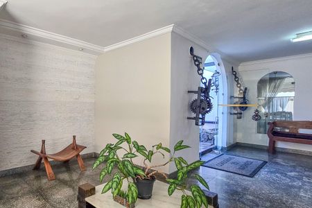 Hall de entrada de apartamento para alugar com 2 quartos, 62m² em Moema, São Paulo