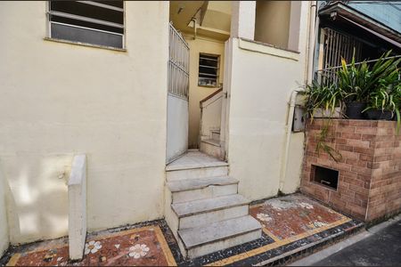 Apartamento para alugar com 65m², 2 quartos e sem vaga Apartamento para alugar com 65m², 2 quartos e sem vagaHall de entrada