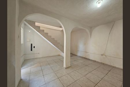 Casa para alugar com 2 quartos, 67m² em Cabuís, Nilópolis