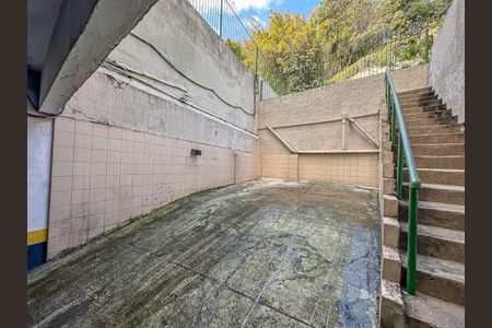 Apartamento para alugar com 71m², 2 quartos e 1 vaga