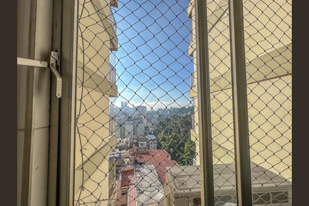 Apartamento para alugar com 71m², 2 quartos e 1 vaga