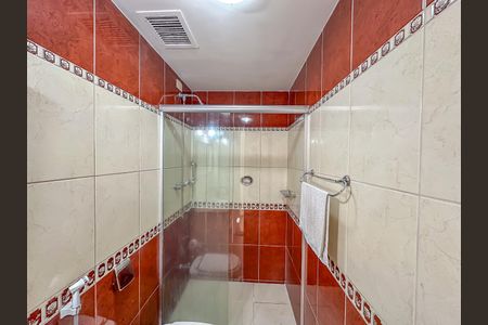Apartamento para alugar com 71m², 2 quartos e 1 vaga